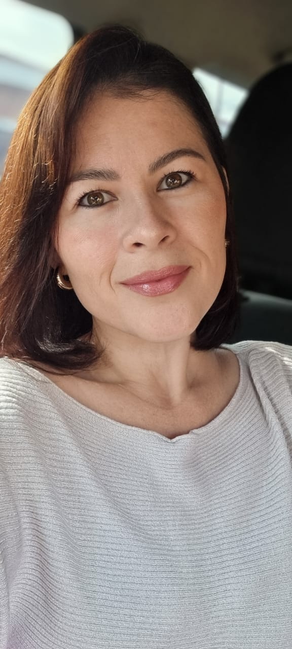 Paula Ohara - Massoterapeuta Ribeirão Preto - SP